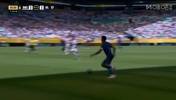 半场第11脚射门！多萨里内切和队友配合后射门被挡出